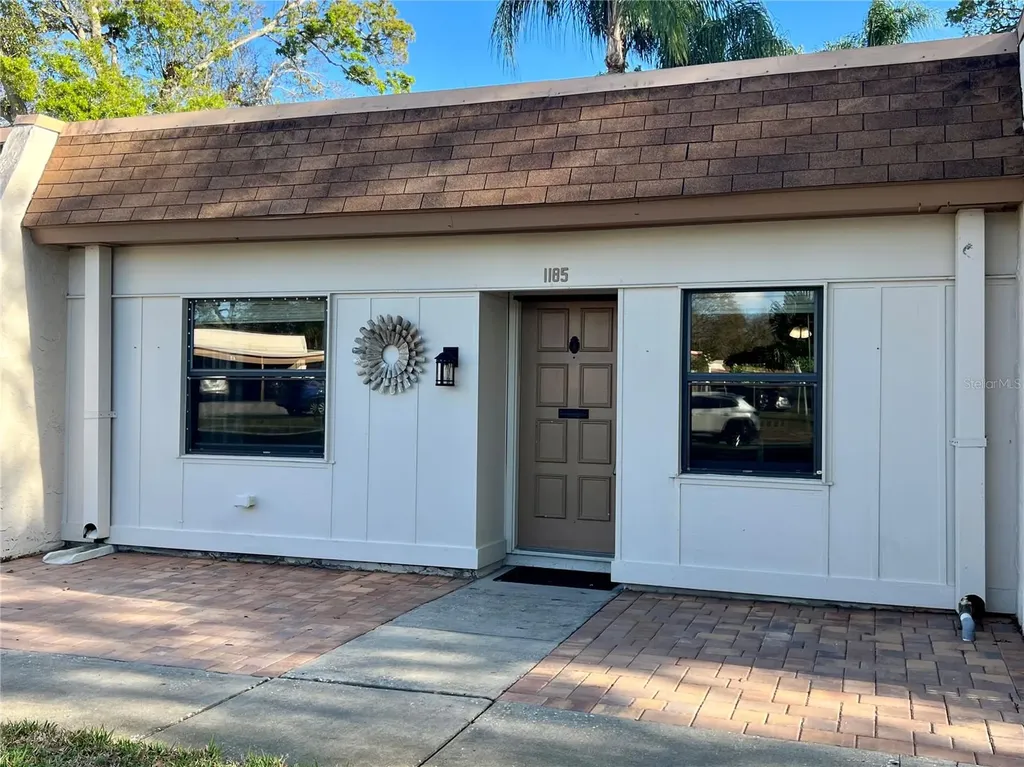 1185 Mission Circle Clearwater FL 33759