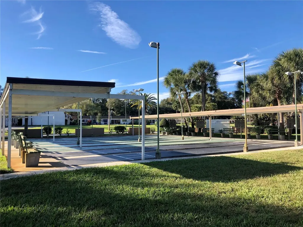1185 Mission Circle Clearwater FL 33759