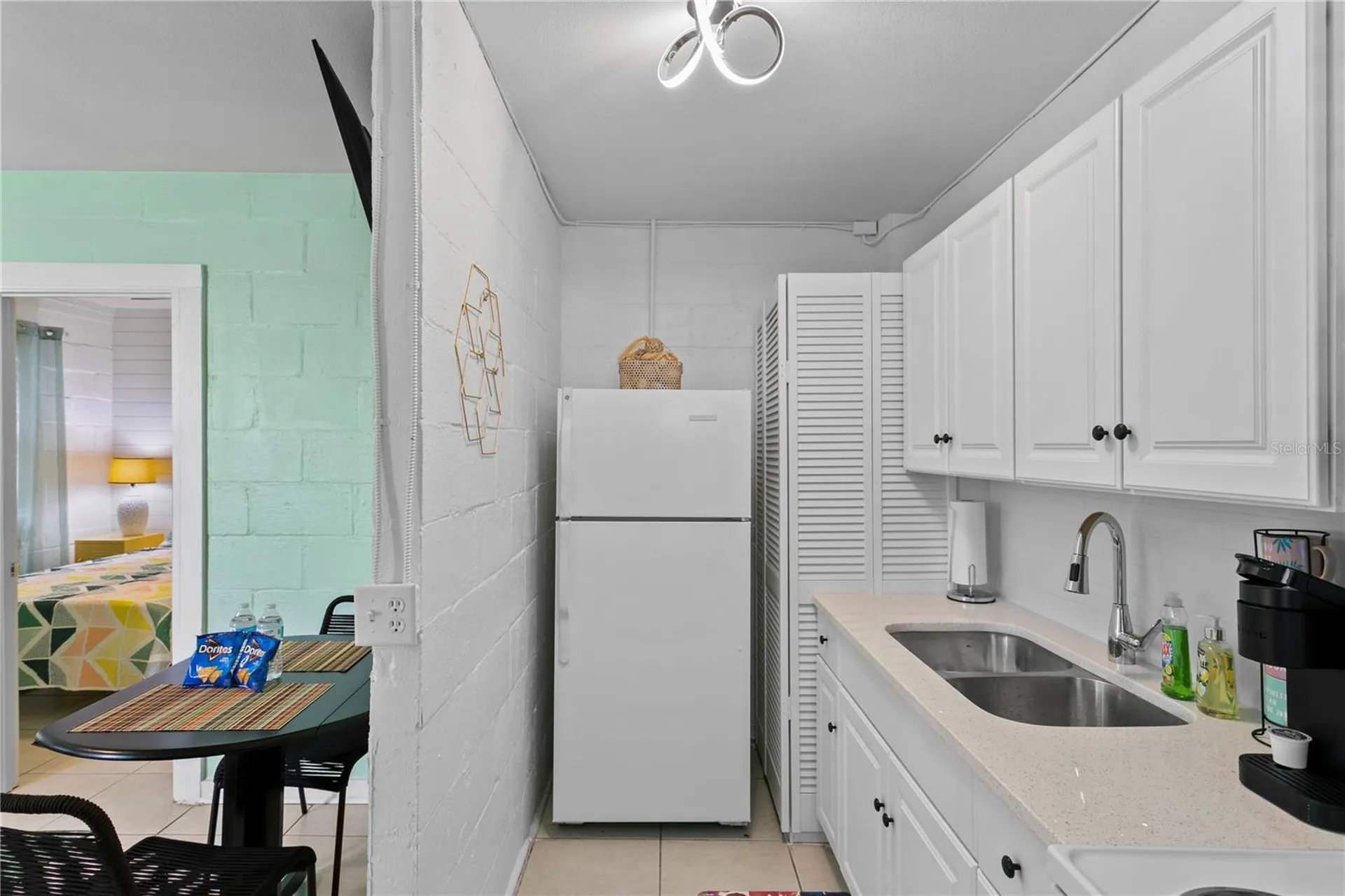 1305 S Bermuda Boulevard Tampa FL 33605