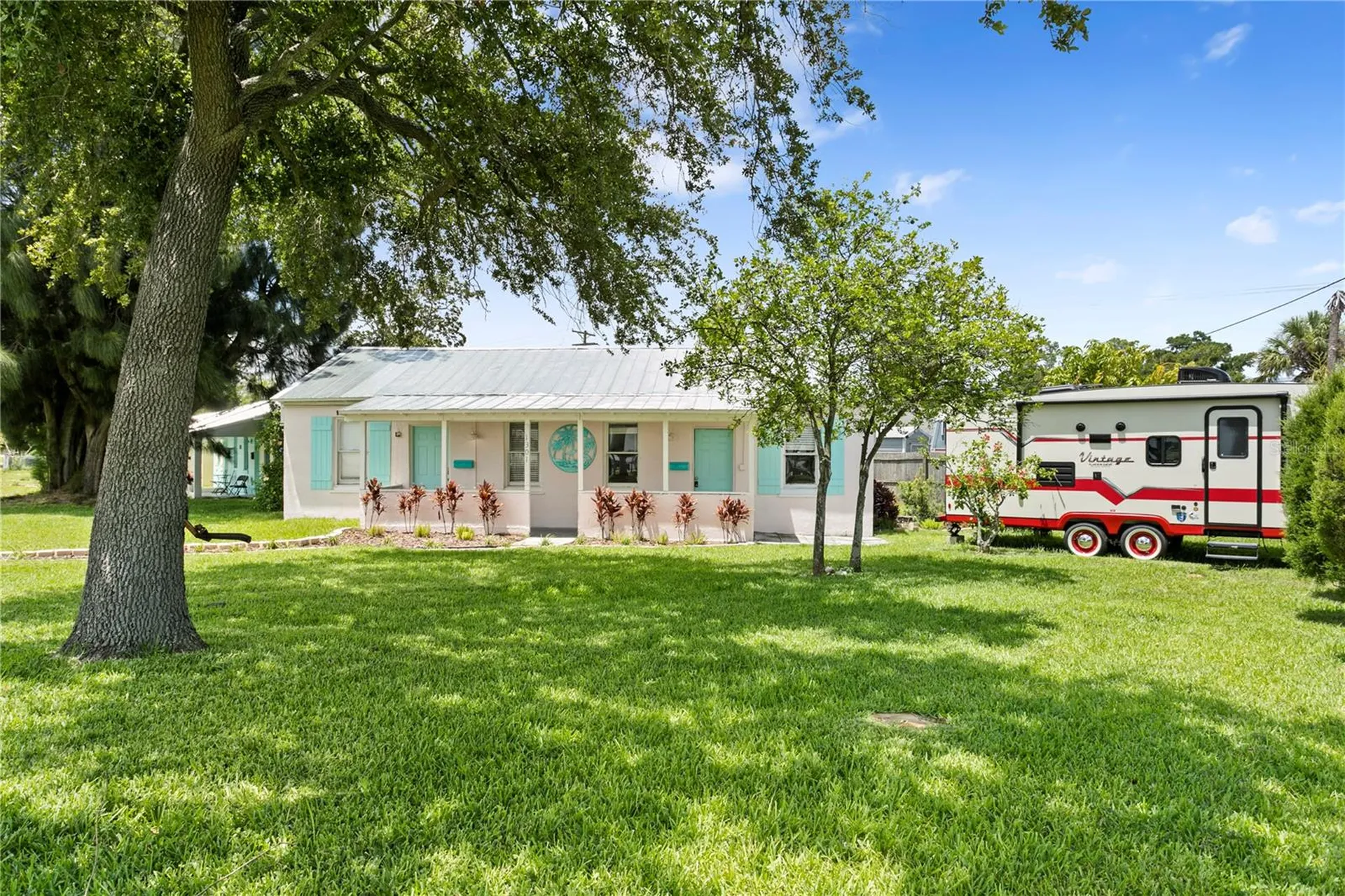 1305 S Bermuda Boulevard Tampa FL 33605