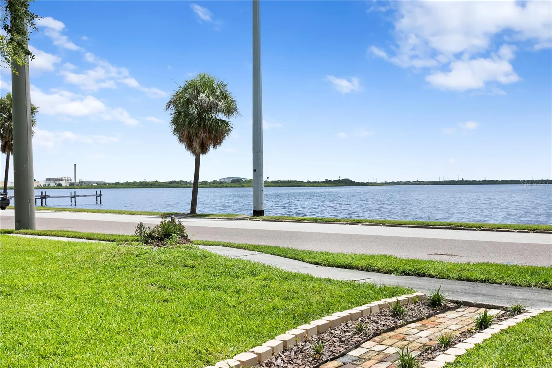 1305 S Bermuda Boulevard Tampa FL 33605