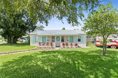 1305 S Bermuda Boulevard Tampa FL 33605