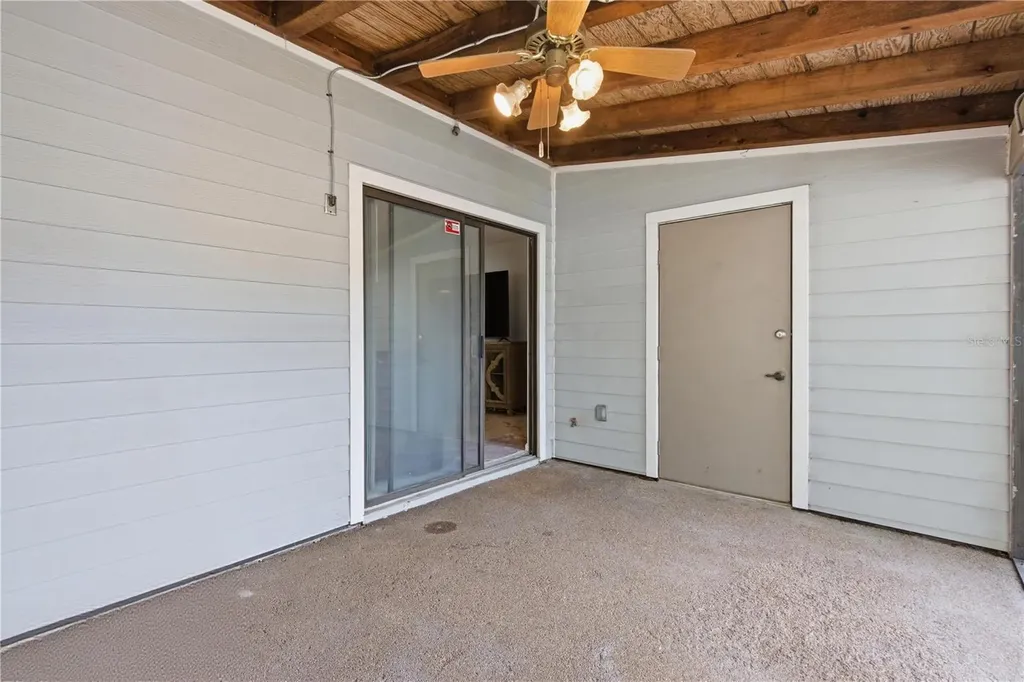 14804 Winding Creek Court Tampa FL 33613