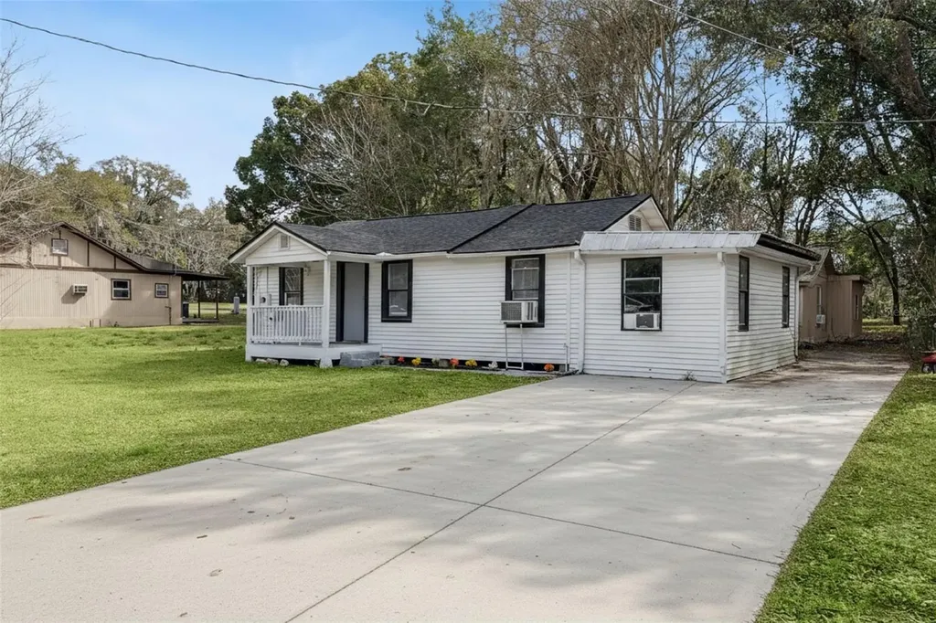 1116 NE 19th Street Ocala FL 34470
