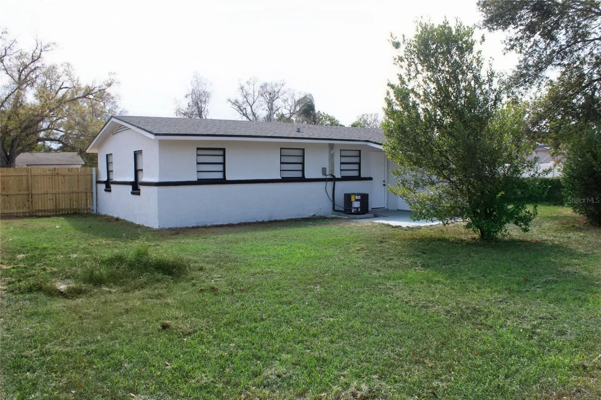 8308 Allamanda Avenue Tampa FL 33619