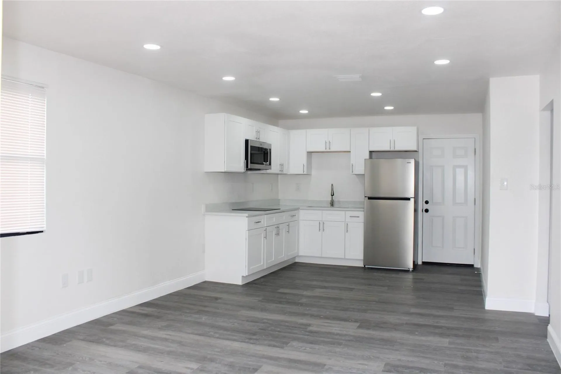 8308 Allamanda Avenue Tampa FL 33619