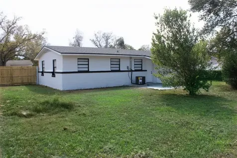 8308 Allamanda Avenue Tampa FL 33619