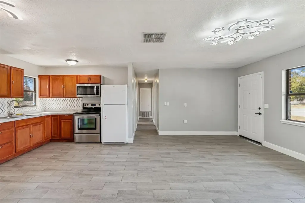 1402 Rolling Green Drive Apopka FL 32703