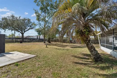 1402 Rolling Green Drive Apopka FL 32703