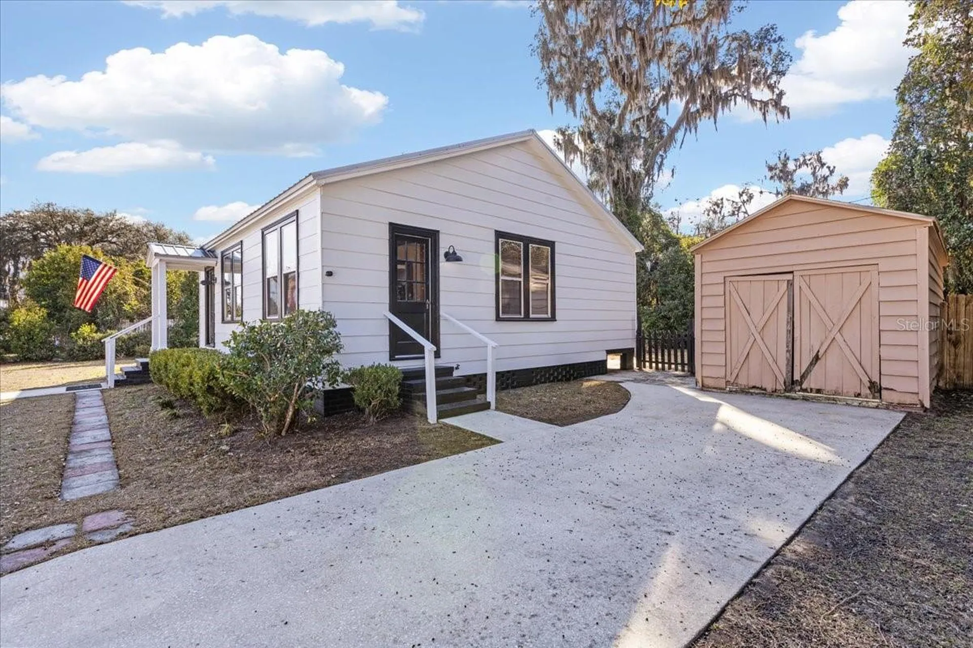 396 NW Hillsboro Street Lake City FL 32055