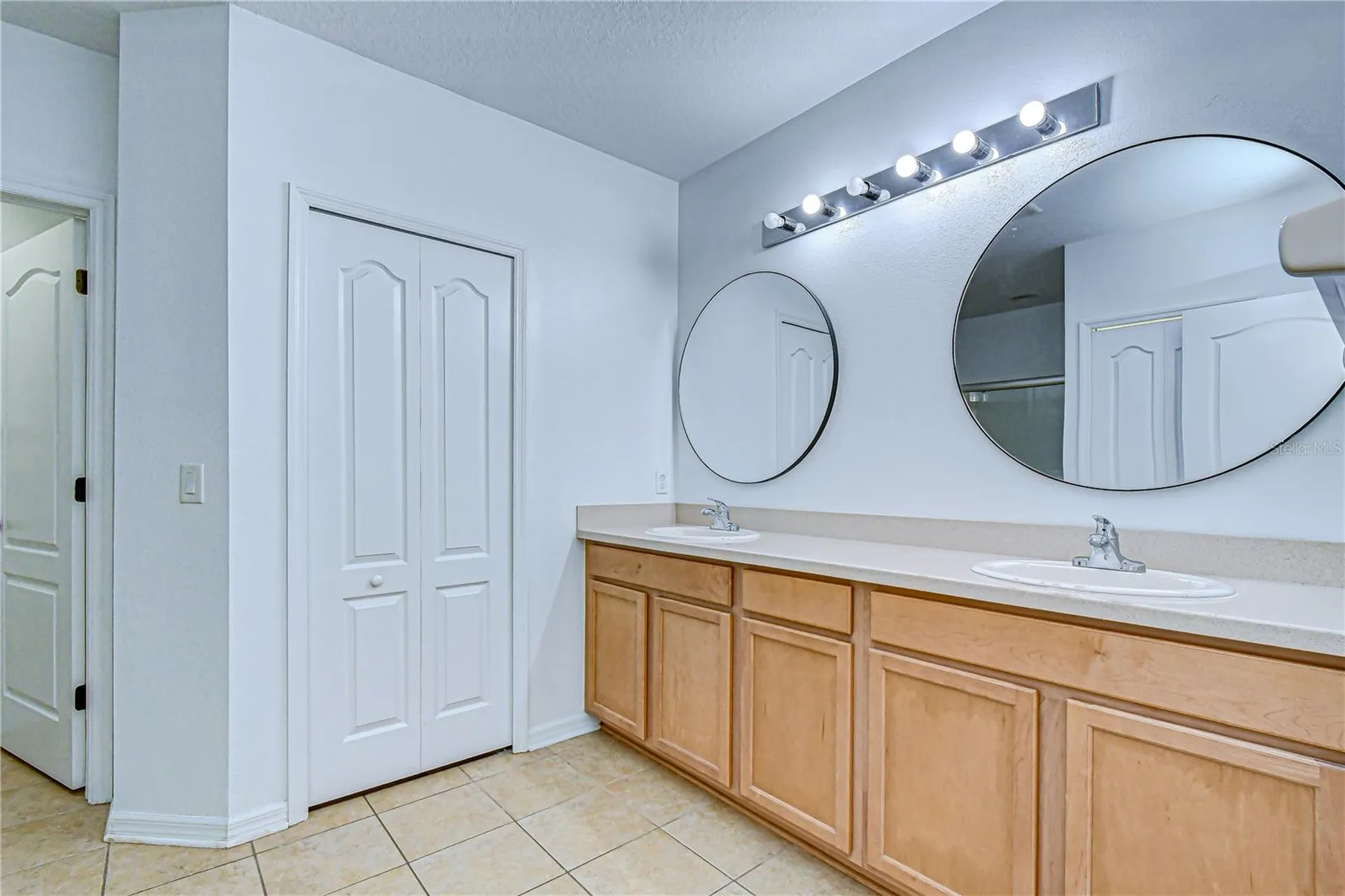 7809 Tuscany Woods Drive Tampa FL 33647