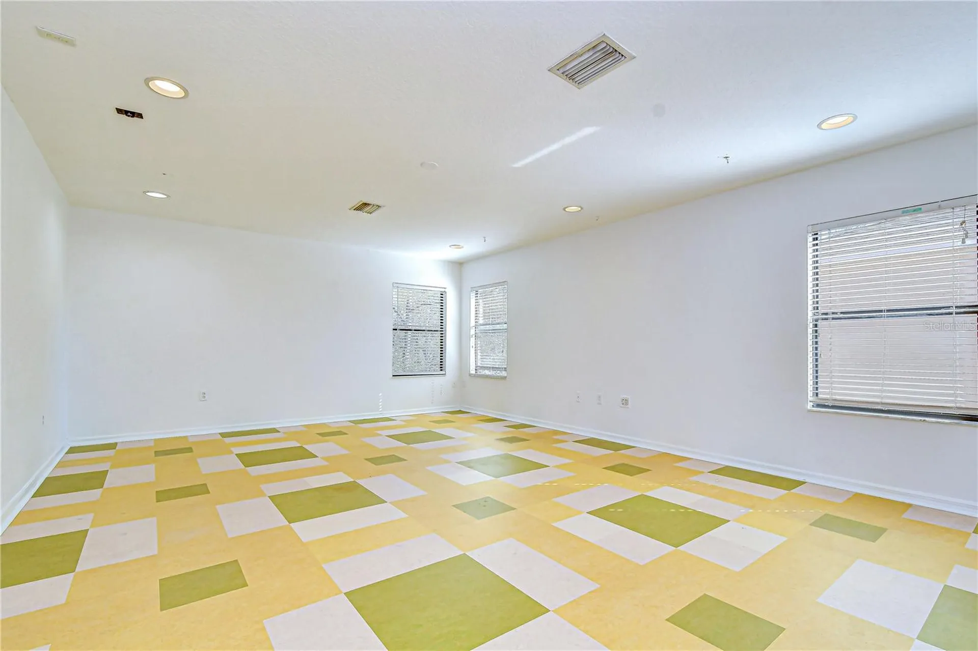 7809 Tuscany Woods Drive Tampa FL 33647