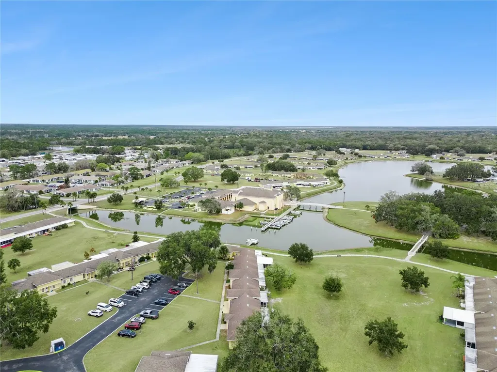 1703 Club Circle Lakeshore FL 33854