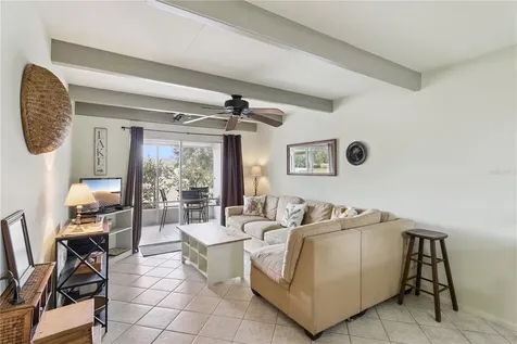 1703 Club Circle Lakeshore FL 33854