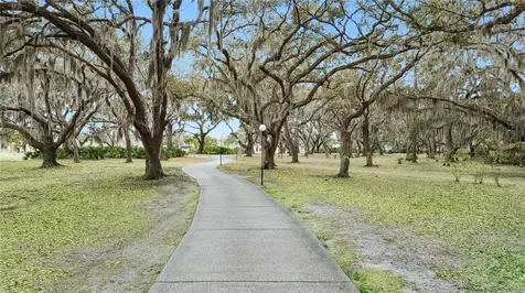 1703 Club Circle Lakeshore FL 33854