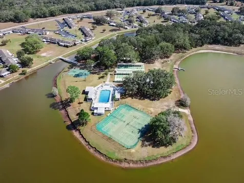 1703 Club Circle Lakeshore FL 33854