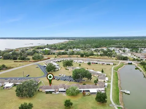 1703 Club Circle Lakeshore FL 33854