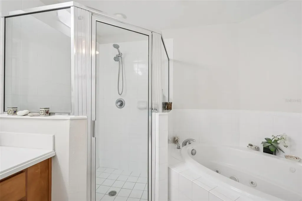 533 Bahia Beach Boulevard Ruskin FL 33570