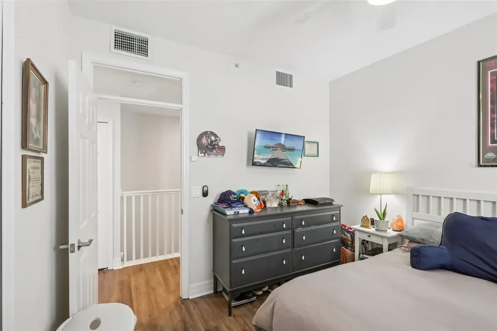 533 Bahia Beach Boulevard Ruskin FL 33570