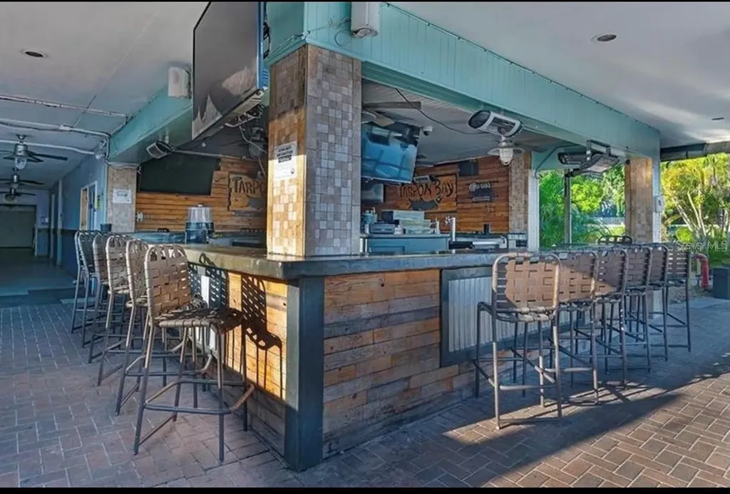 7150 N Tamiami Trail Sarasota FL 34243