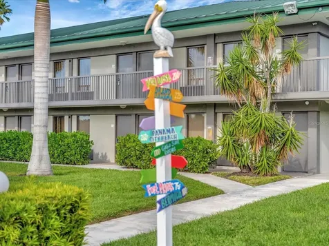 7150 N Tamiami Trail Sarasota FL 34243