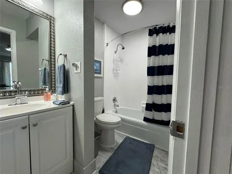 7150 N Tamiami Trail Sarasota FL 34243