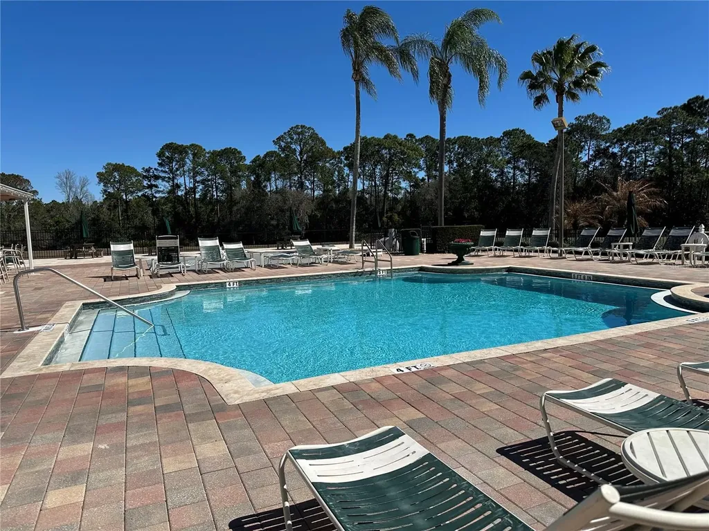 8411 Crystal Cove Loop Kissimmee FL 34747