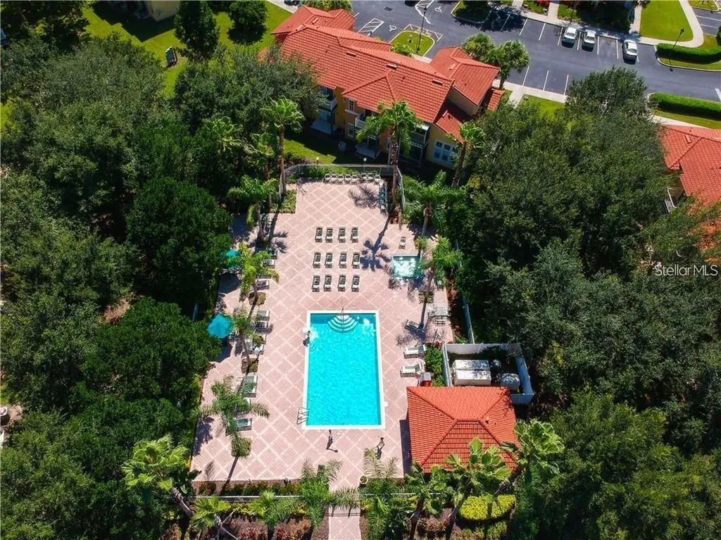 8411 Crystal Cove Loop Kissimmee FL 34747