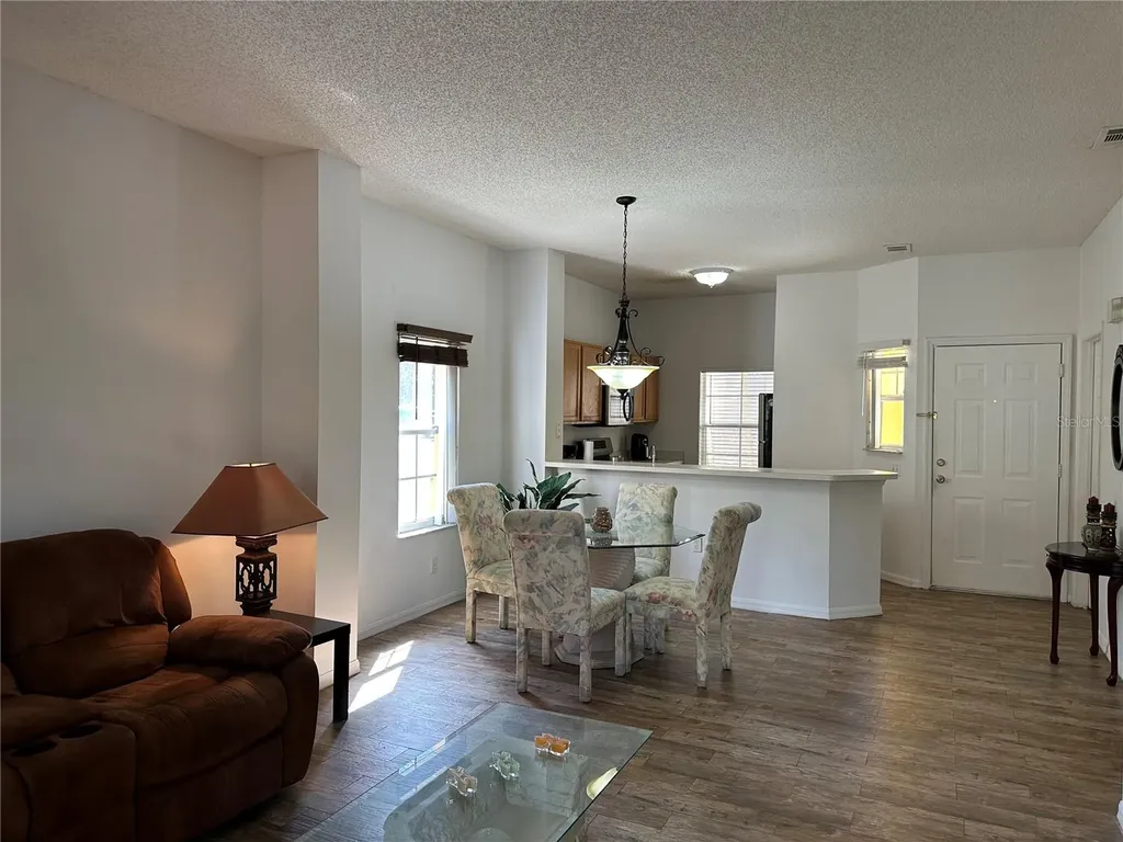8411 Crystal Cove Loop Kissimmee FL 34747