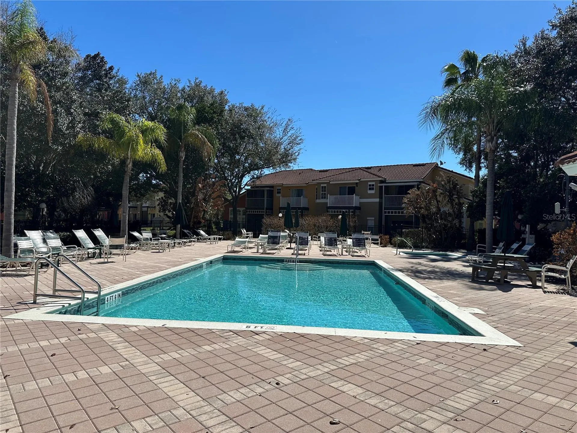 8411 Crystal Cove Loop Kissimmee FL 34747