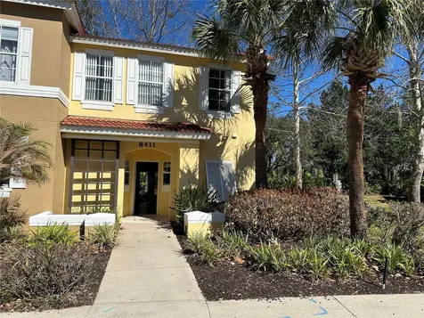 8411 Crystal Cove Loop Kissimmee FL 34747