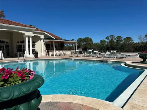 8411 Crystal Cove Loop Kissimmee FL 34747