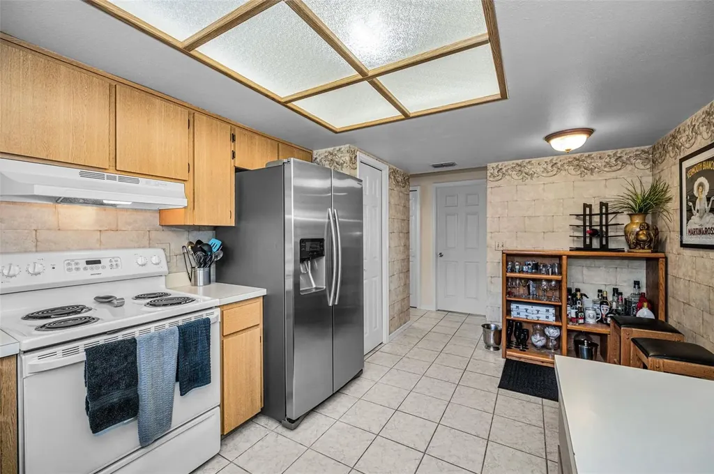 1533 Foxcroft Drive W Palm Harbor FL 34683