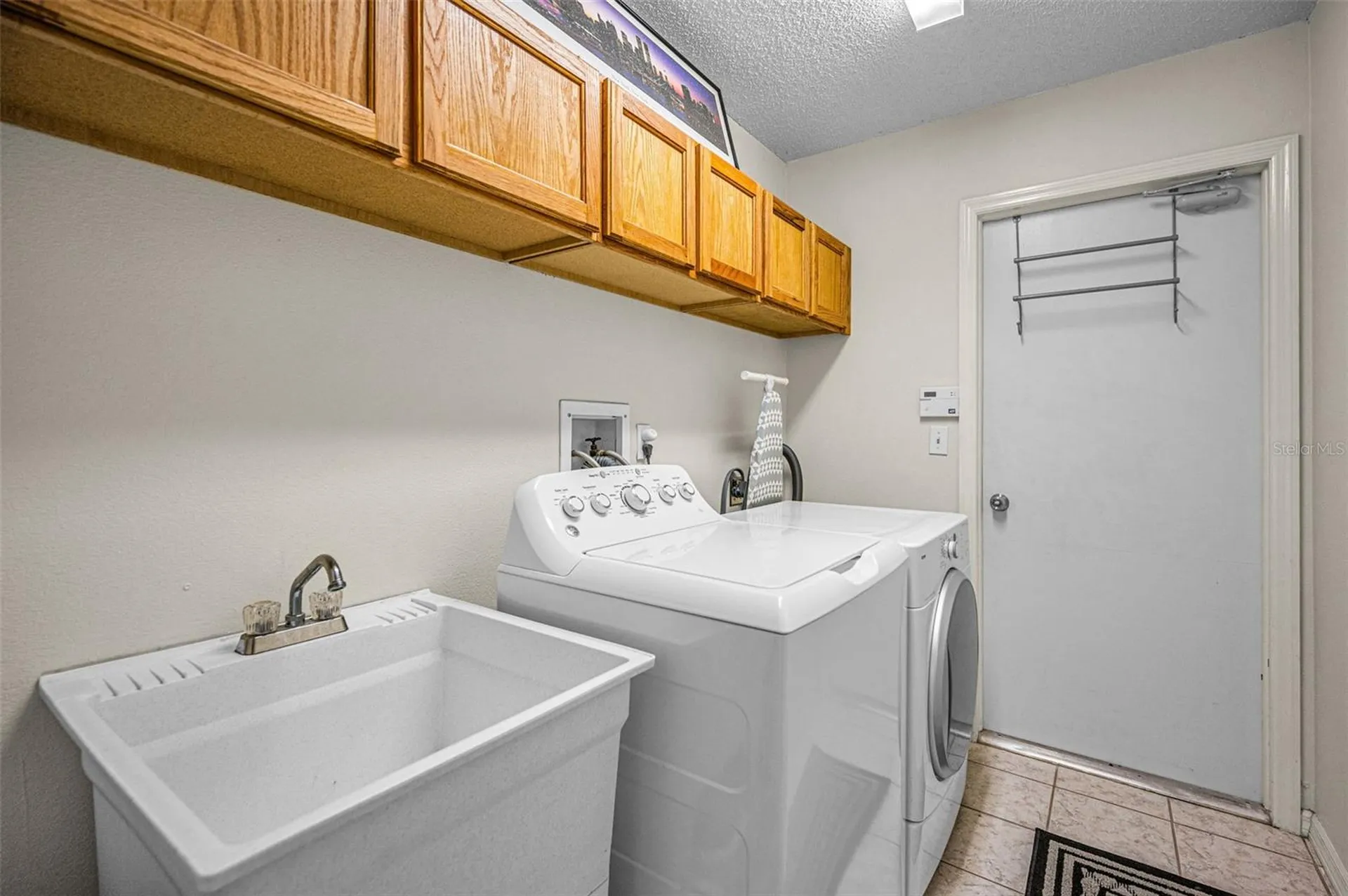 1533 Foxcroft Drive W Palm Harbor FL 34683