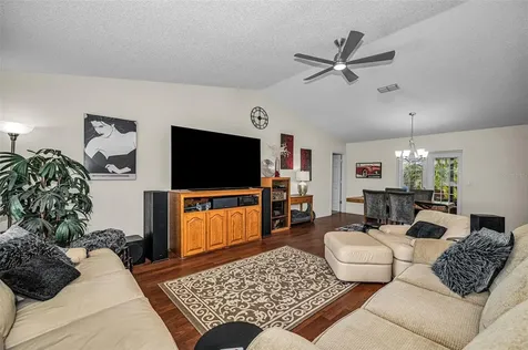 1533 Foxcroft Drive W Palm Harbor FL 34683