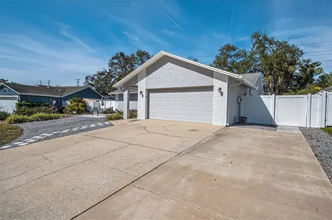 1533 Foxcroft Drive W Palm Harbor FL 34683