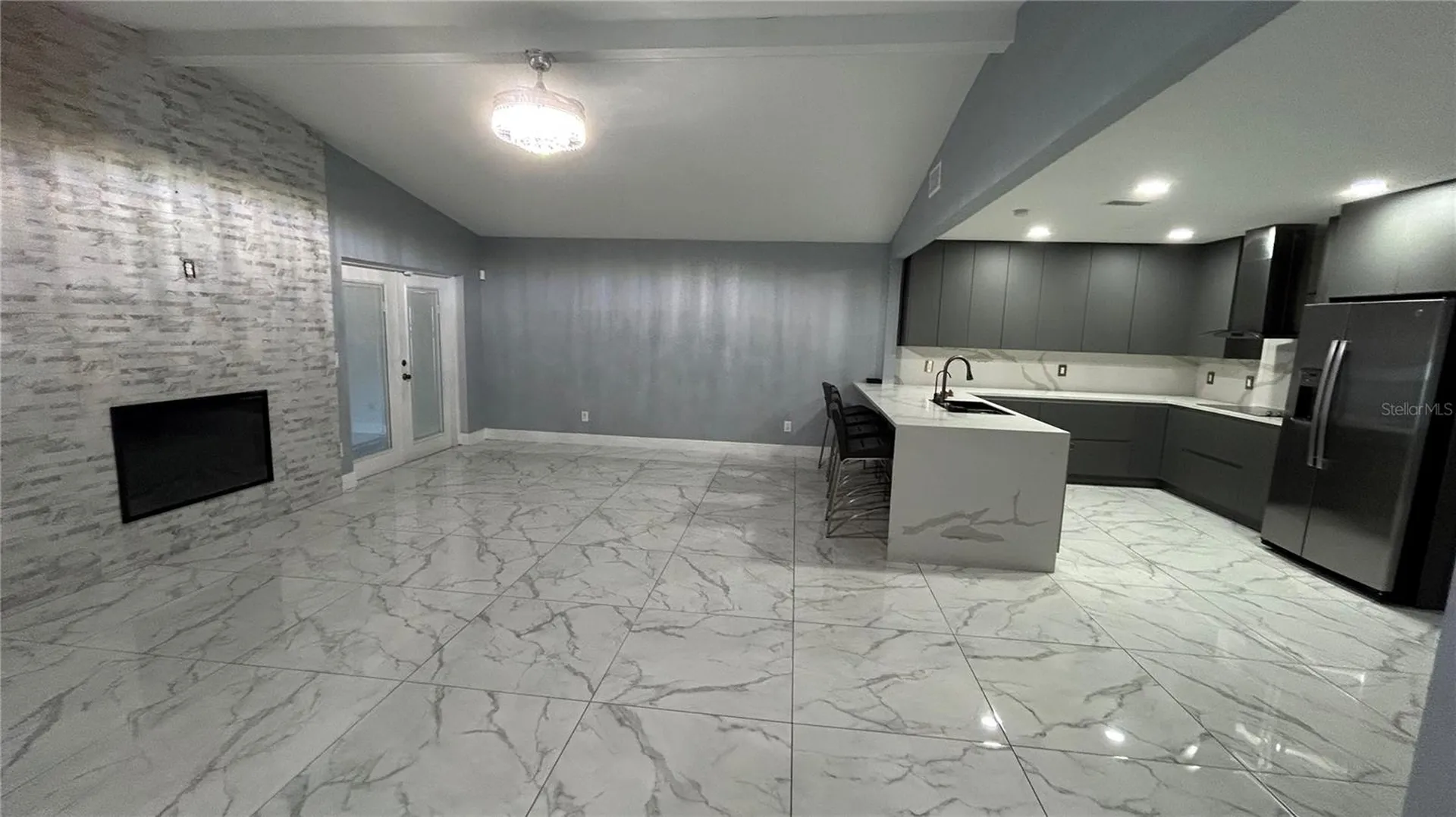 6711 Webb Road Tampa FL 33615