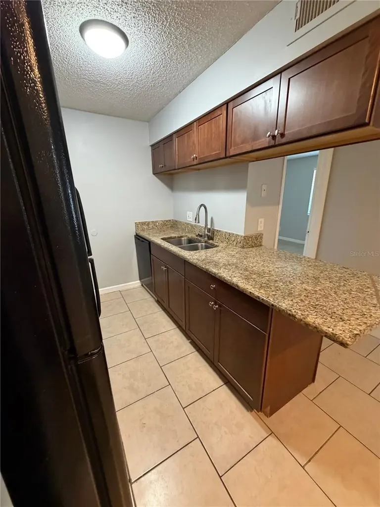 226 Berry Tree Place Brandon FL 33510
