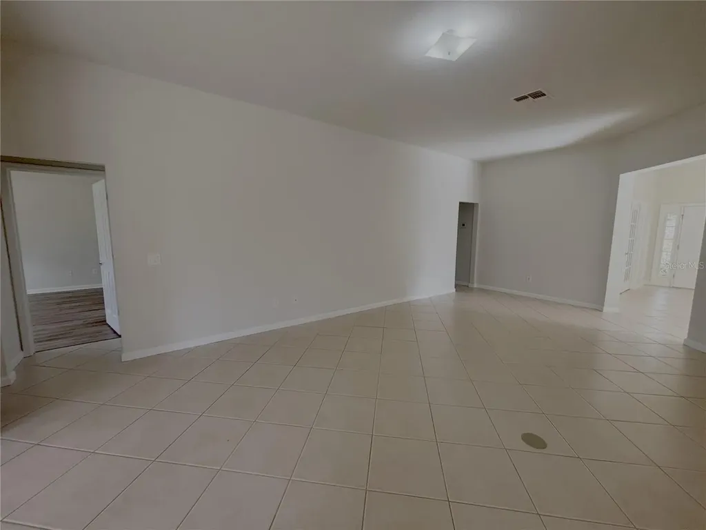 4194 SW 47th Court Ocala FL 34474