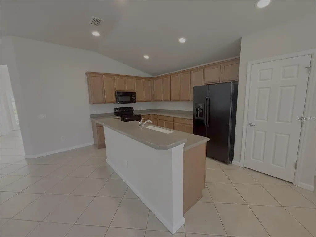 4194 SW 47th Court Ocala FL 34474