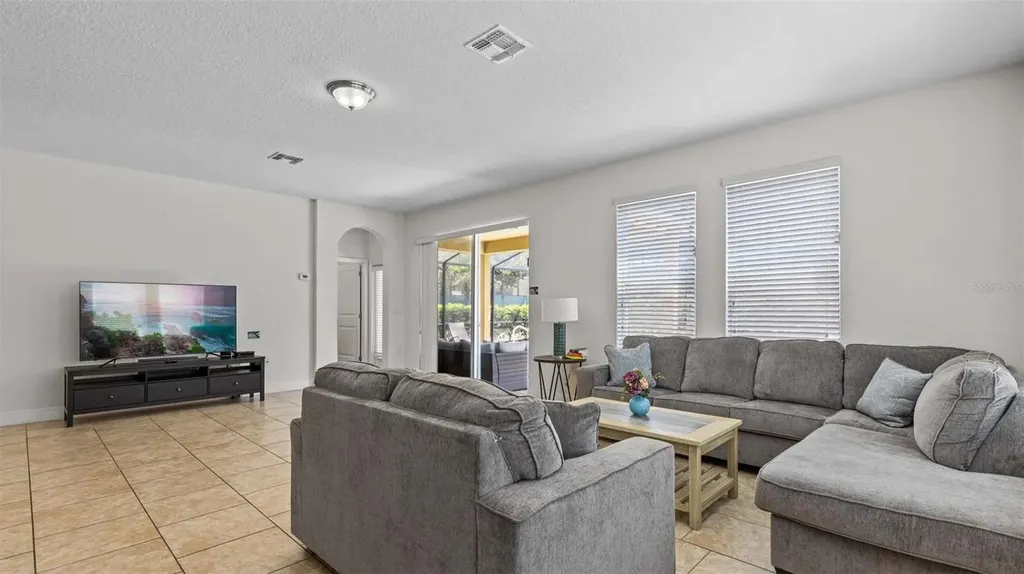 5266 Wildwood Way Davenport FL 33837