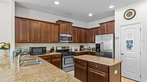 5266 Wildwood Way Davenport FL 33837