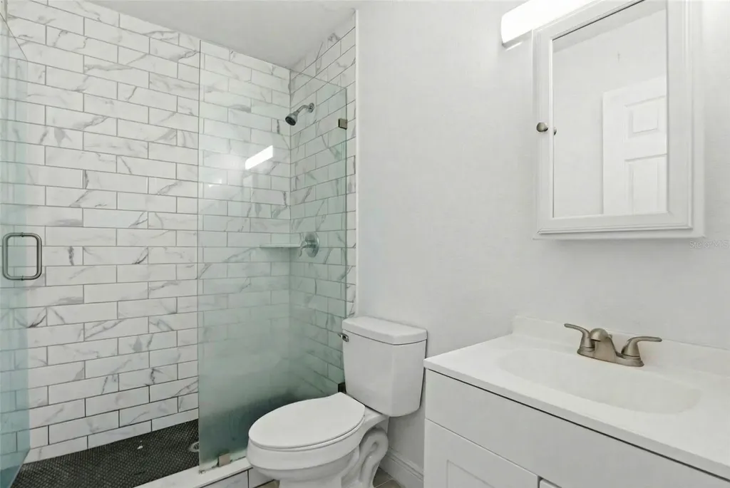 2521 W Crest Avenue Tampa FL 33614