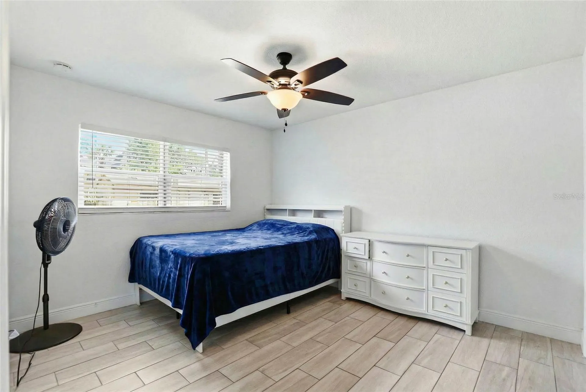 2521 W Crest Avenue Tampa FL 33614
