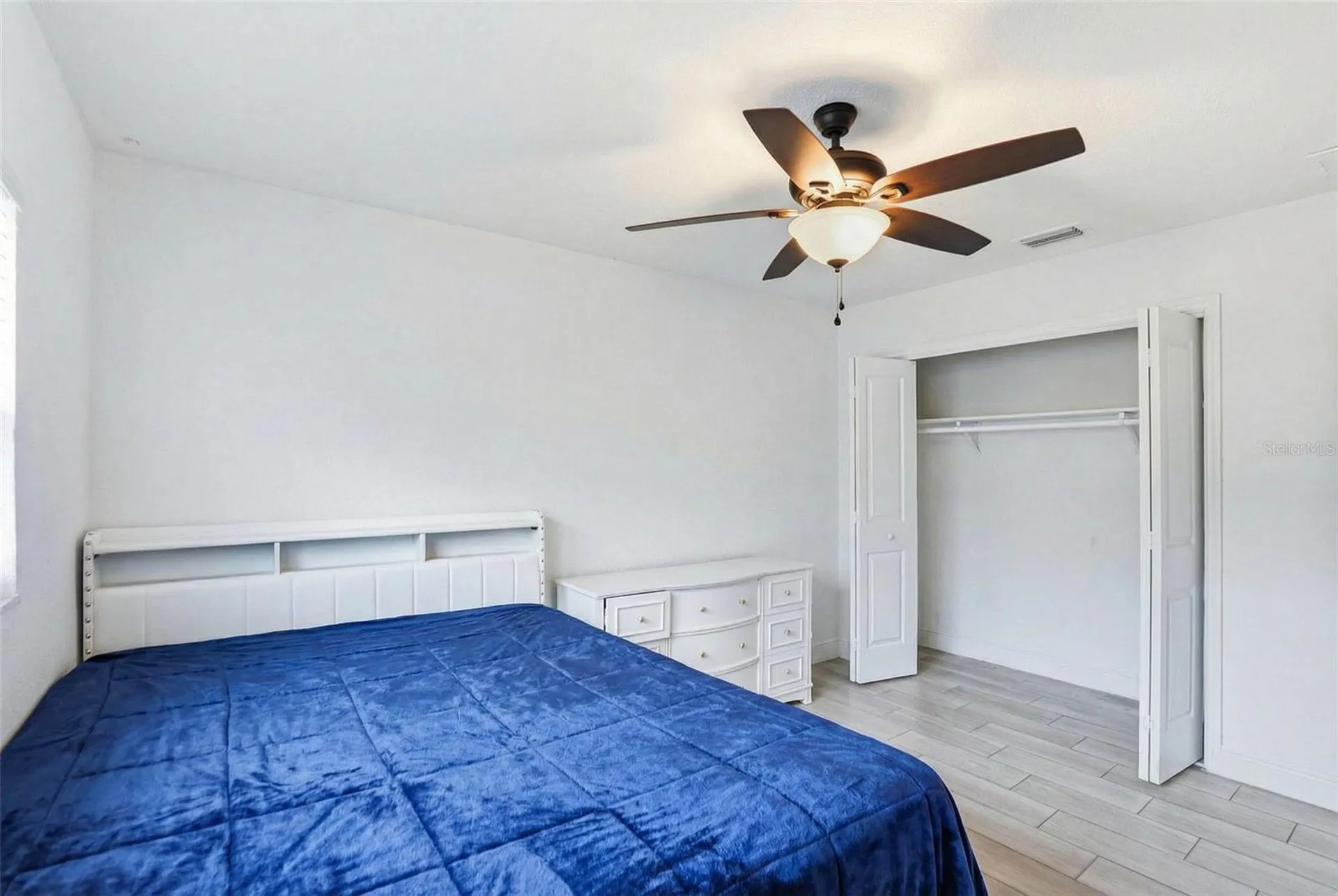 2521 W Crest Avenue Tampa FL 33614