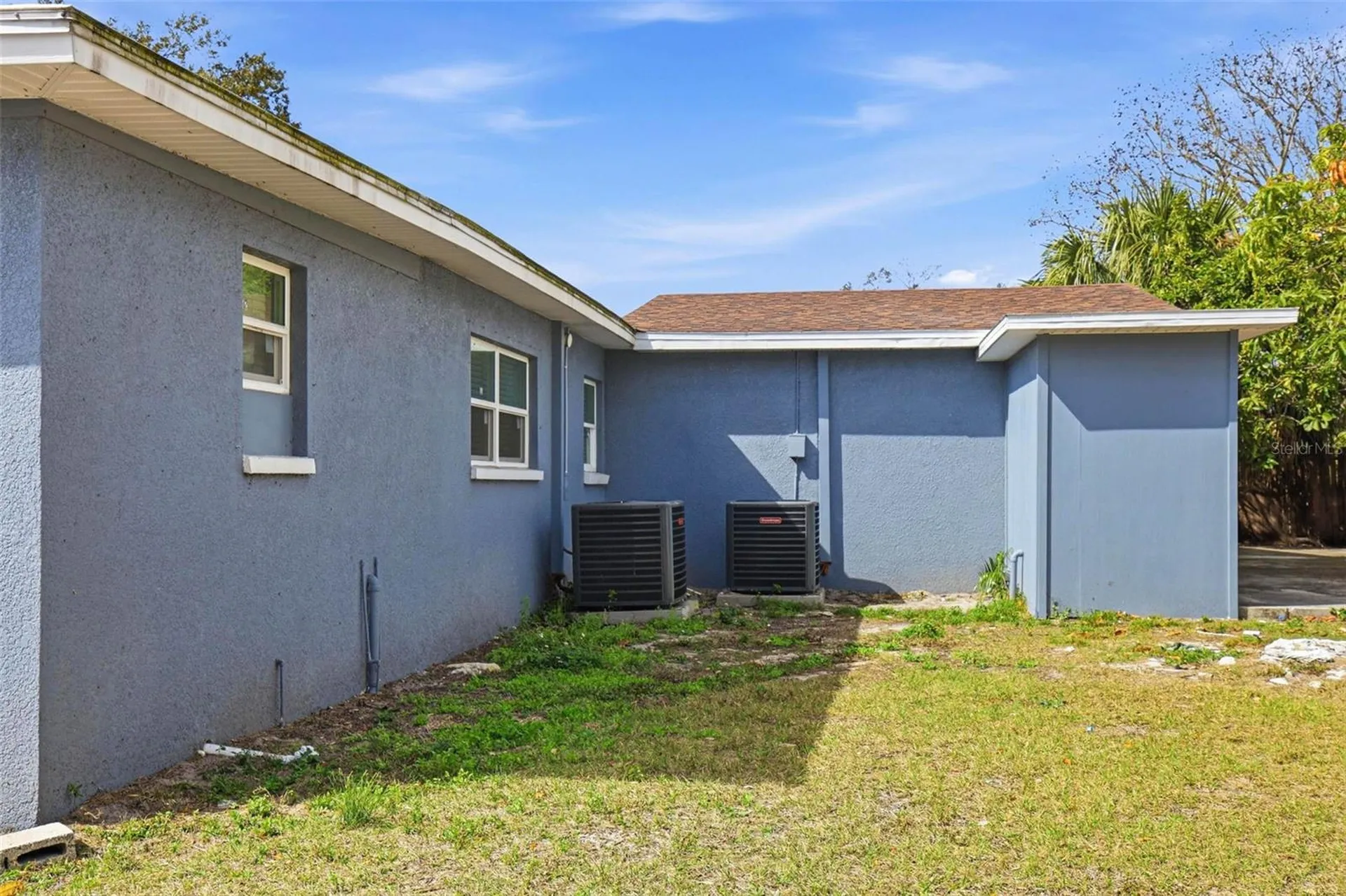 2521 W Crest Avenue Tampa FL 33614