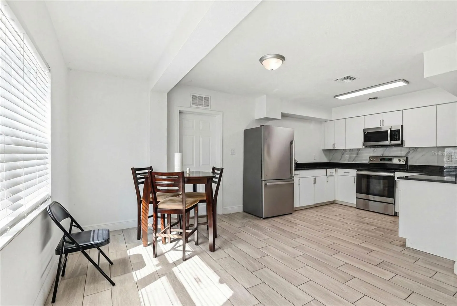 2521 W Crest Avenue Tampa FL 33614