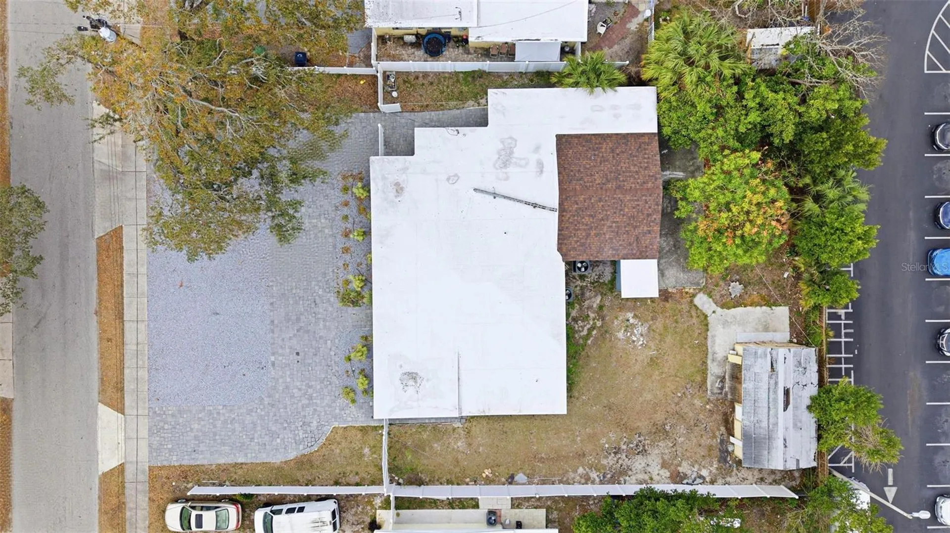 2521 W Crest Avenue Tampa FL 33614