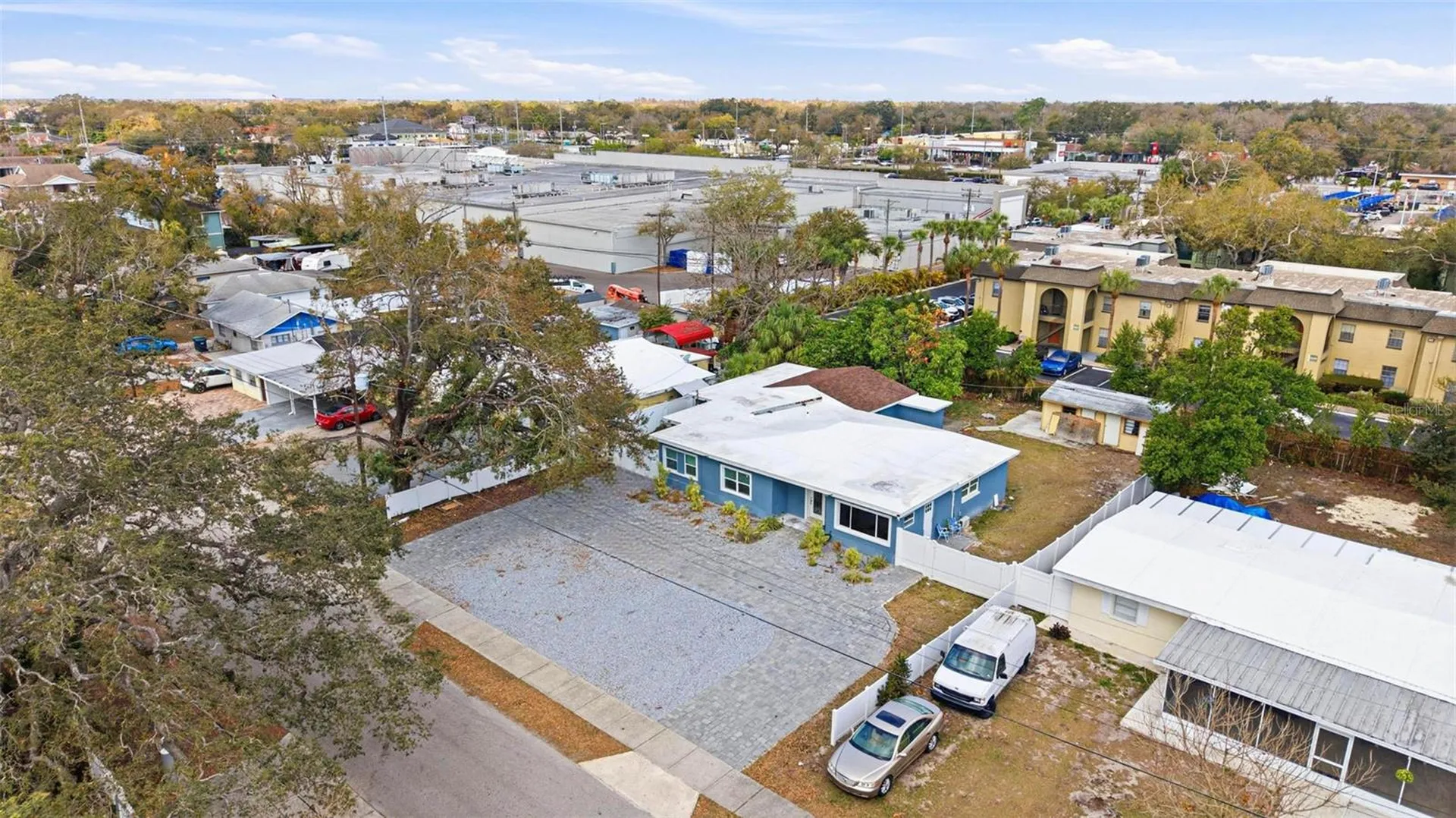 2521 W Crest Avenue Tampa FL 33614