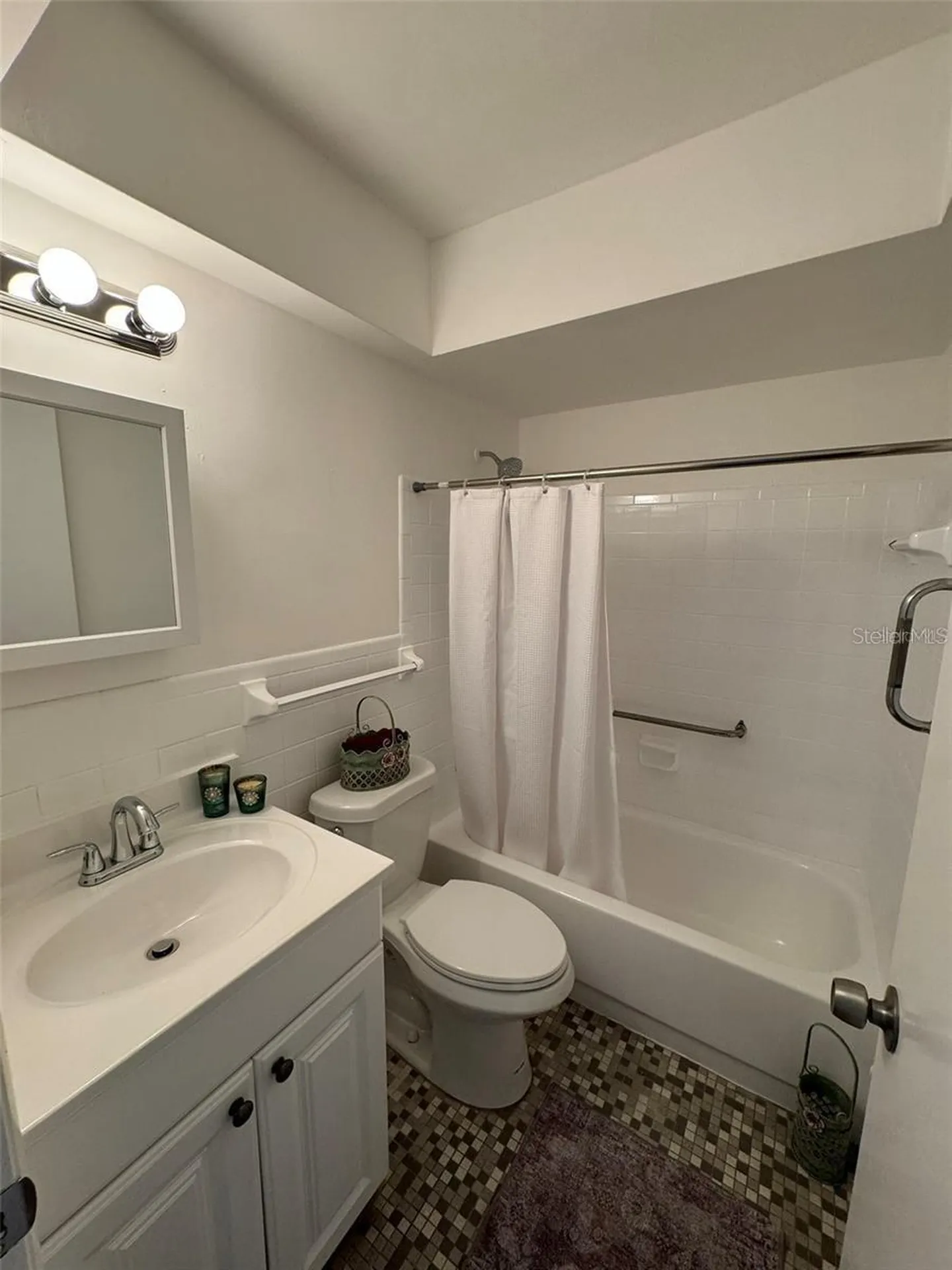 1257 Drew Street Clearwater FL 33755